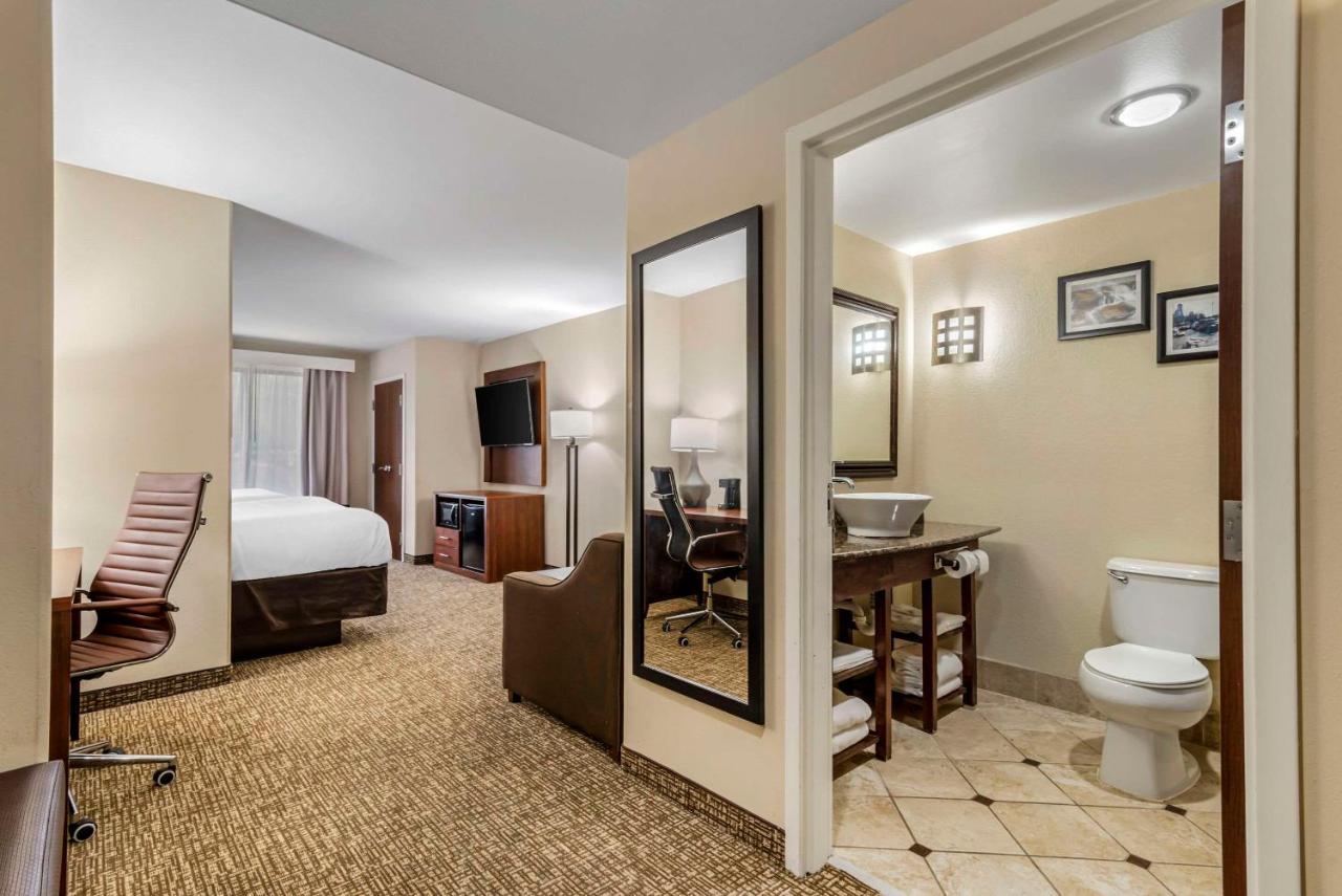 Comfort Suites At Kennesaw State University Buitenkant foto